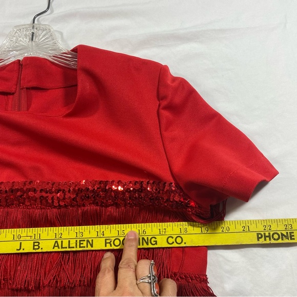 Flappers dress women’s large red dress with tassels short sleeve back zipper - Picture 6 of 8